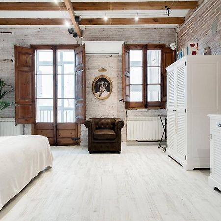 Lovely Loft Near Barcelona Center Bagian luar foto
