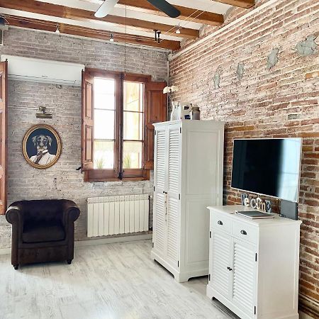 Lovely Loft Near Barcelona Center Bagian luar foto